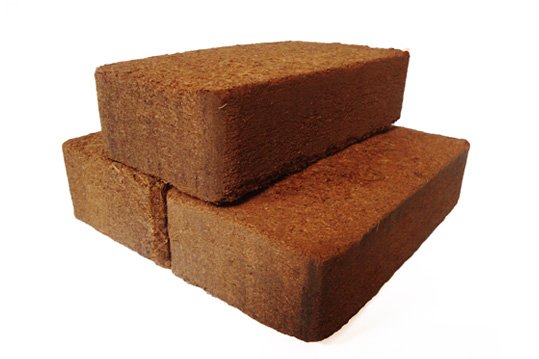 coir-briquettes_2.jpg